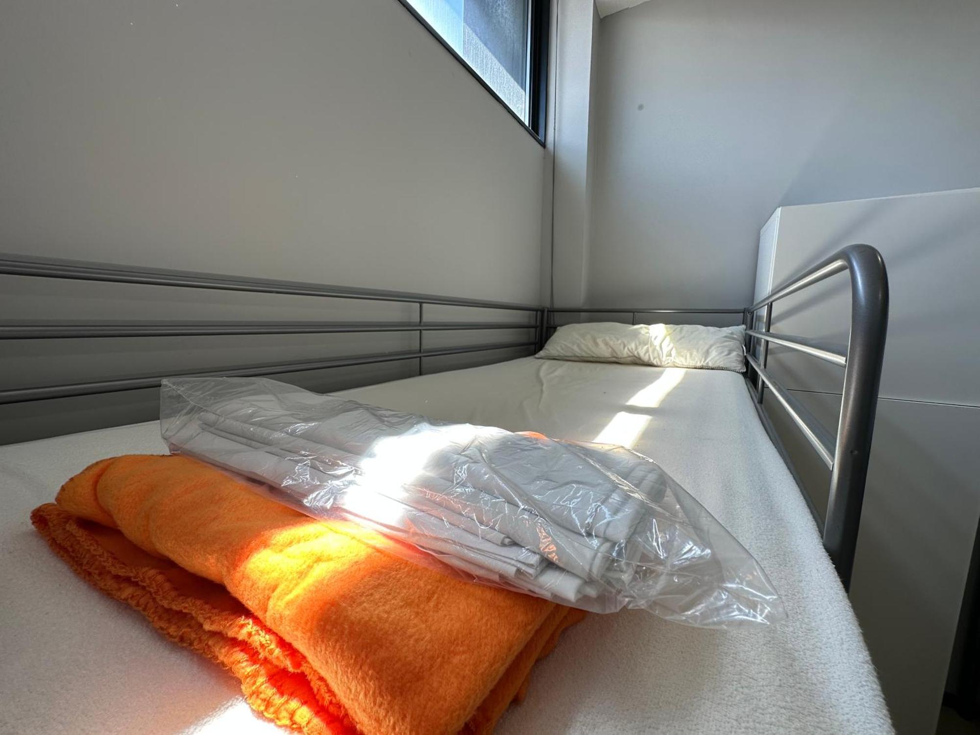 Bunk Bed Mixed Dormitory Room